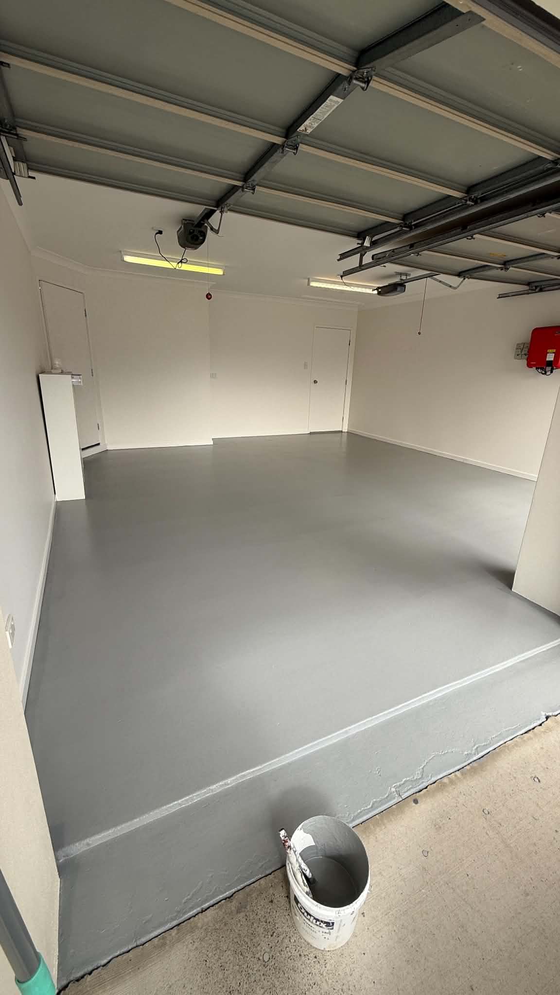 Industrial grade garage floor epoxy coating and non-slip concrete sealing
